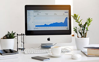 8000万引爆悬念！利物浦疯抢23岁铁卫，溢价3000万值不值？